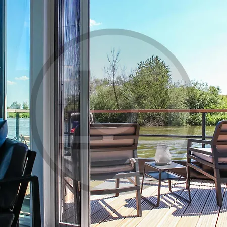 Gorgeous Ship In Ohe & Laak With Wifi Ophoven