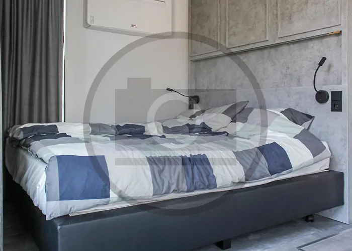 Gorgeous Ship In Ohe & Laak With Wifi Ohé en Laak